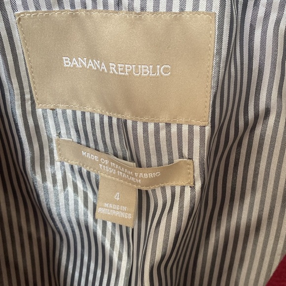 Ladies BR jacket in raspberry color. Almost New! - Picture 2 of 8